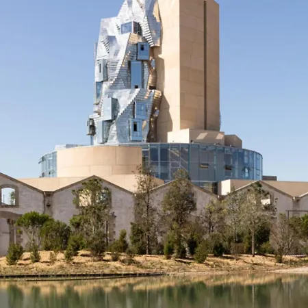 Le De Chloe En Provence