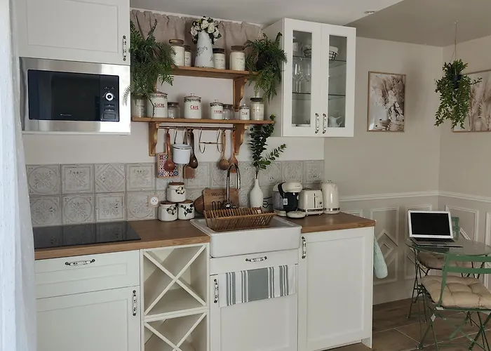 Le De Chloe En Provence アパート Fourques